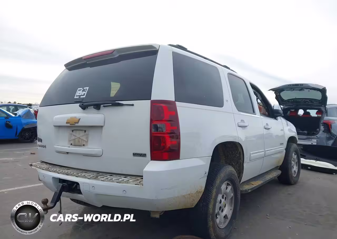 2012 Chevrolet Tahoe Lt VIN:1GNSCBE05CR155686 - 4