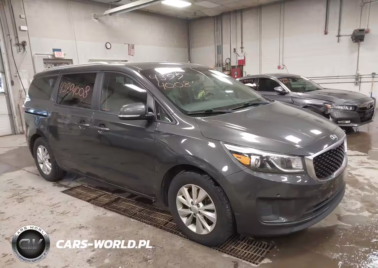 2017 Kia Sedona Lx