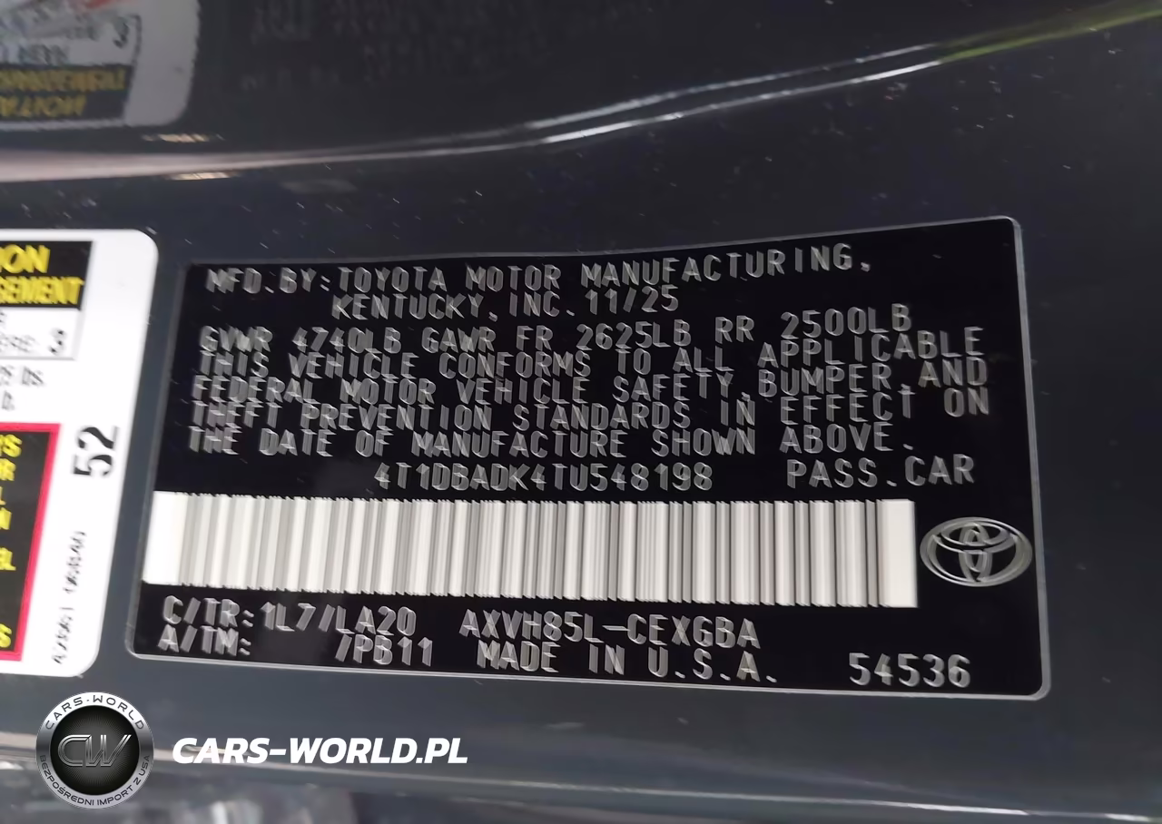 2026 Toyota Camry Xle VIN:4T1DBADK4TU548198 - 9