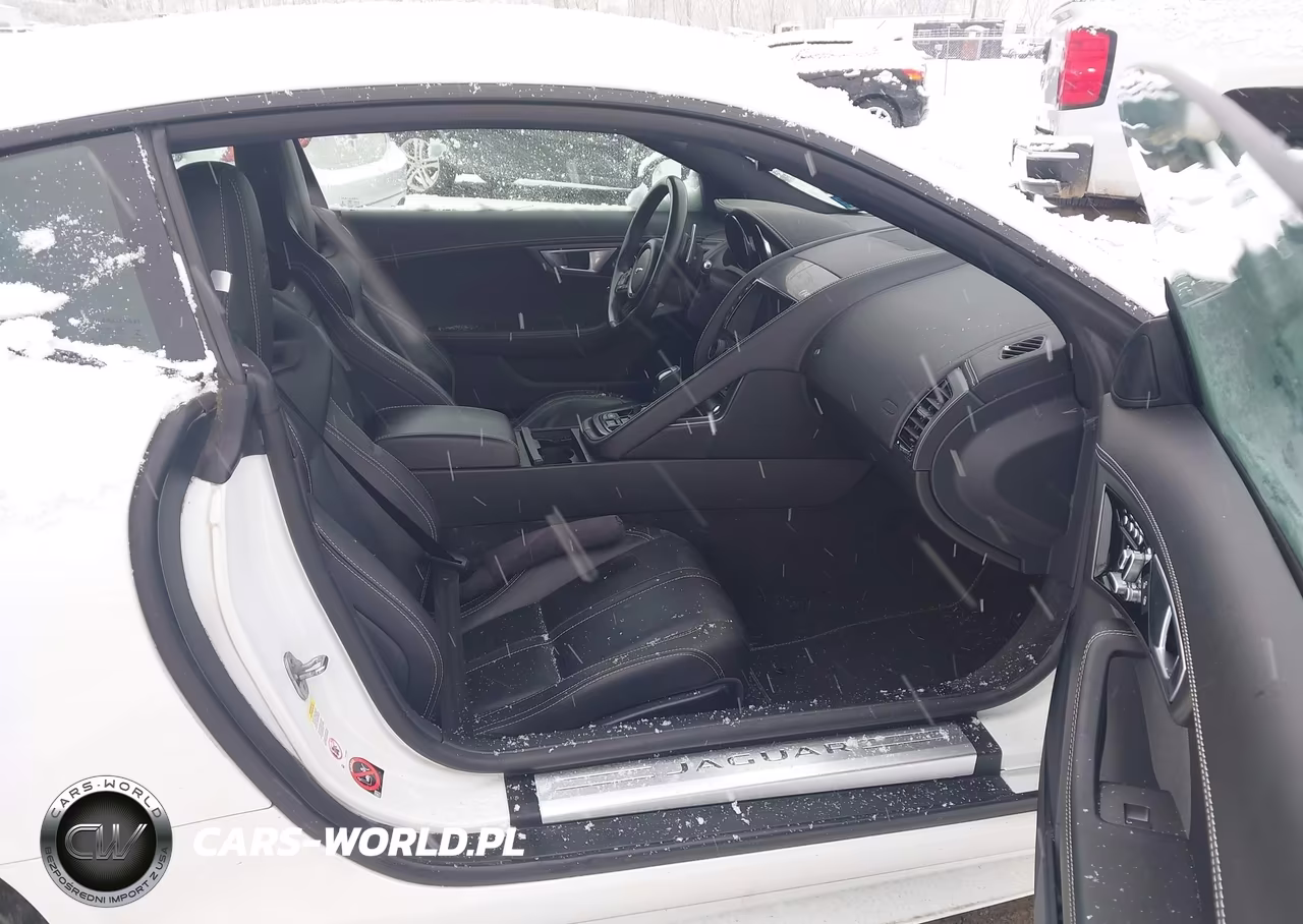 2016 Jaguar F-Type R VIN:SAJWJ6DL8GMK34440 - 5