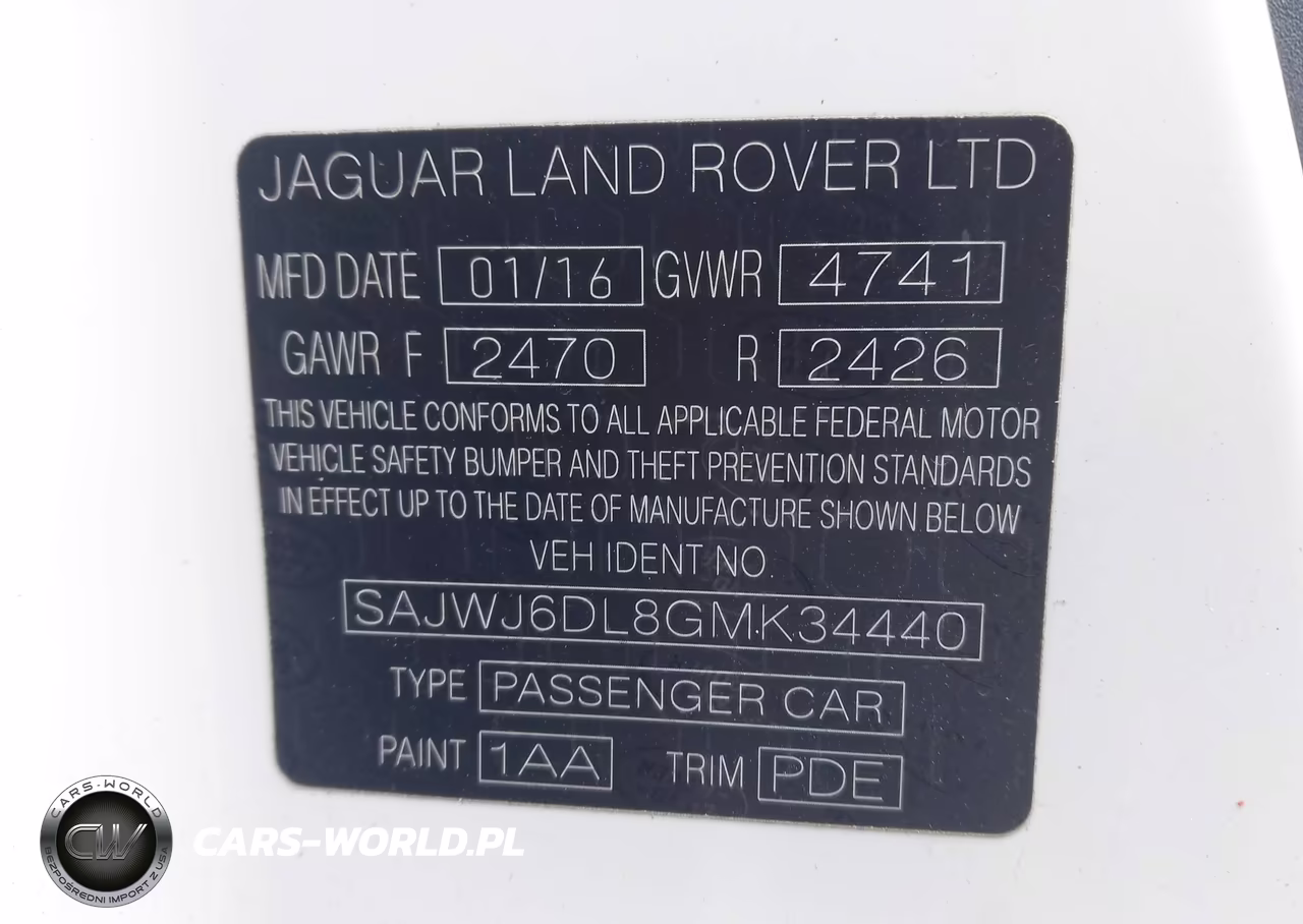 2016 Jaguar F-Type R VIN:SAJWJ6DL8GMK34440 - 9