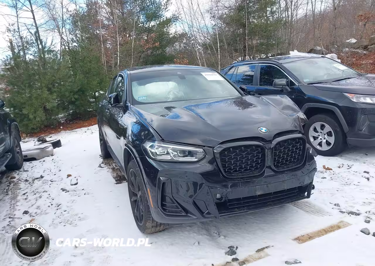 2025 BMW X4 xDrive30I
