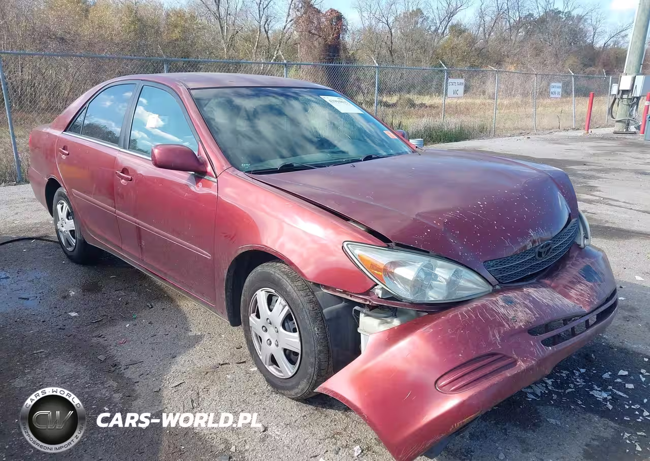 2004 Toyota Camry Le