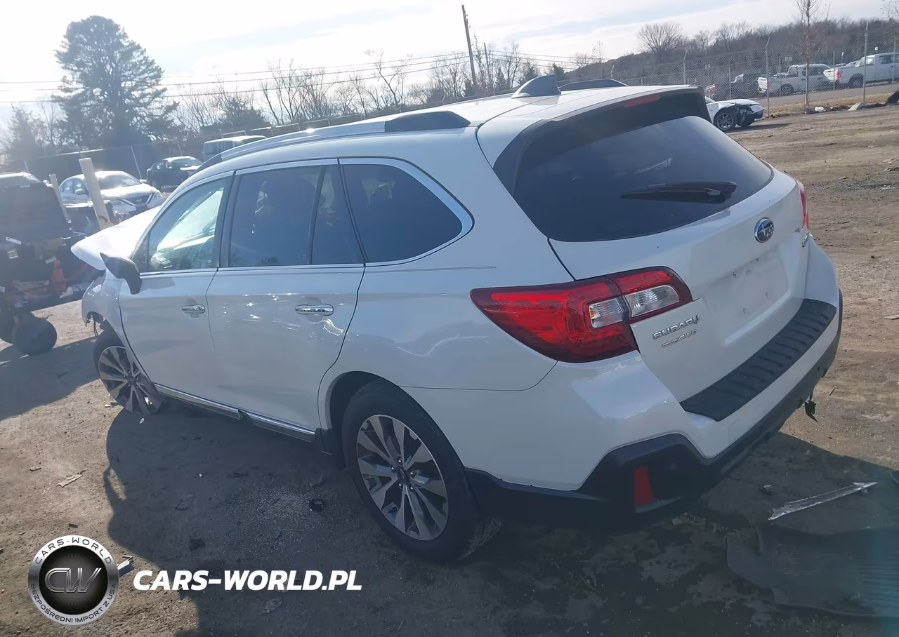 2019 Subaru Outback 2.5I Touring VIN:4S4BSATC8K3291648 - 3