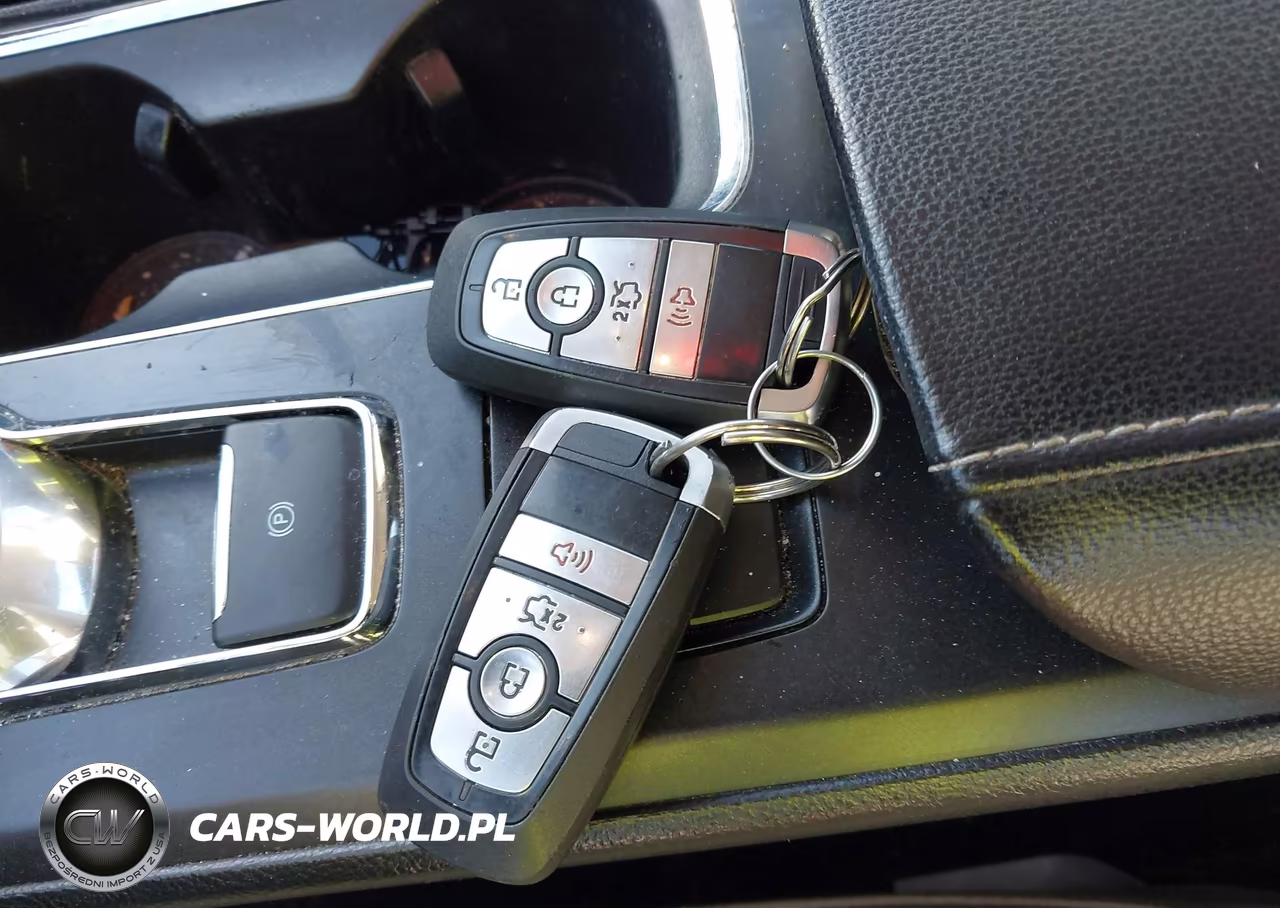 2019 Ford Fusion S VIN:3FA6P0G77KR159700 - 11