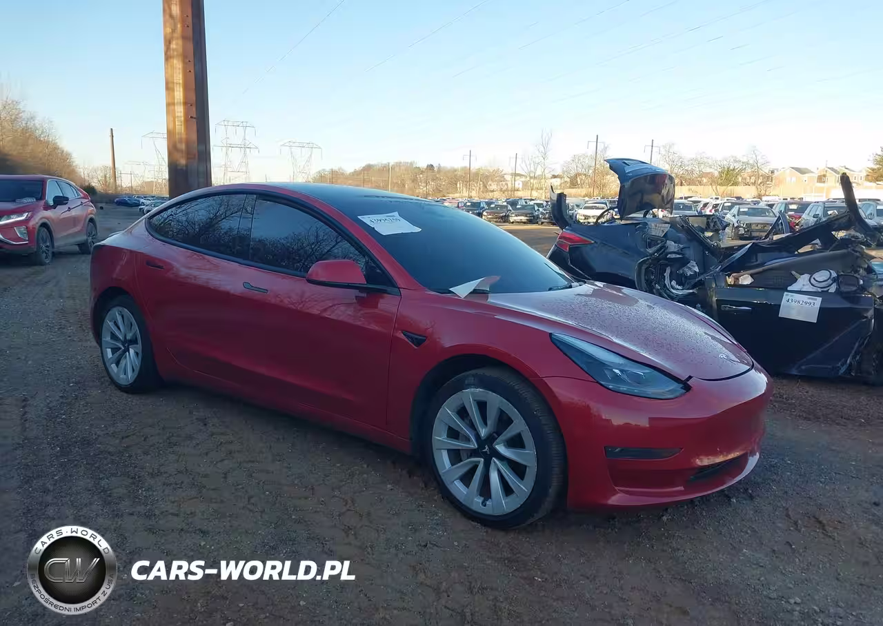 2022 Tesla Model 3 Rear-Wheel Drive