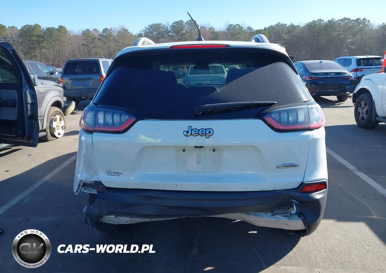 2019 Jeep Cherokee Latitude Plus Fwd VIN:1C4PJLLN4KD147602 - 17
