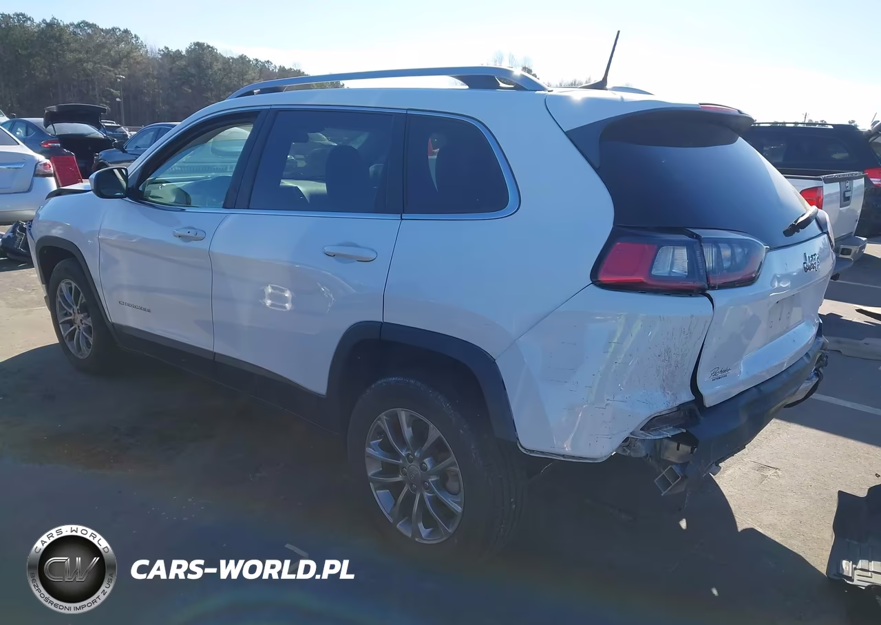 2019 Jeep Cherokee Latitude Plus Fwd VIN:1C4PJLLN4KD147602 - 3