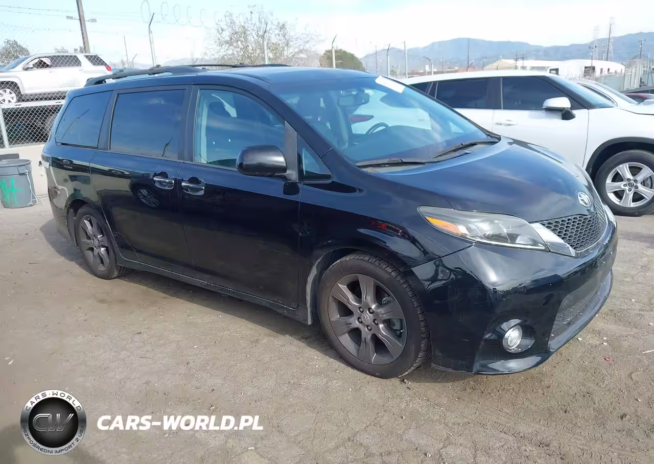 2015 Toyota Sienna Se Premium 8 Passenger