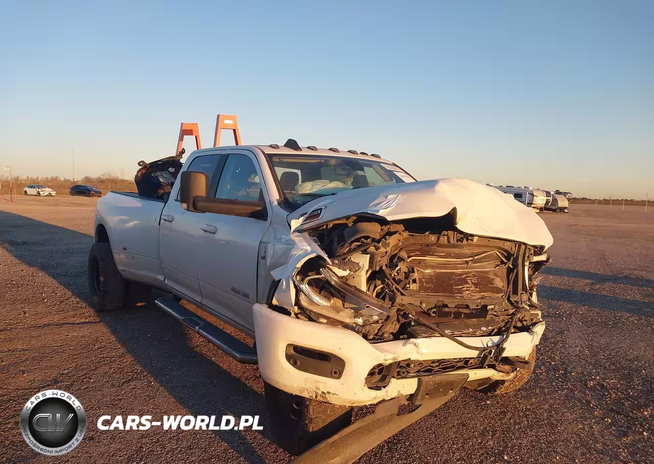 2020 Ram 3500 Big Horn 4X4 8' Box