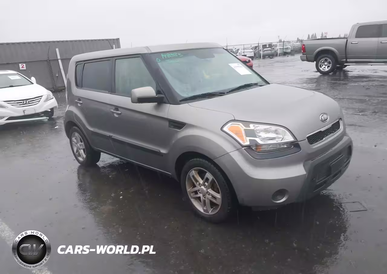 2011 Kia Soul +