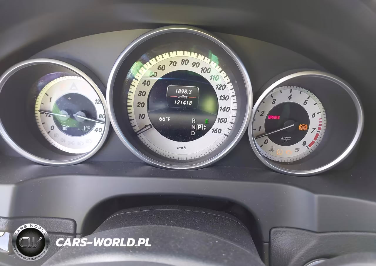 2017 Mercedes-Benz E 400 4Matic VIN:WDDKJ6HB5HF361012 - 7