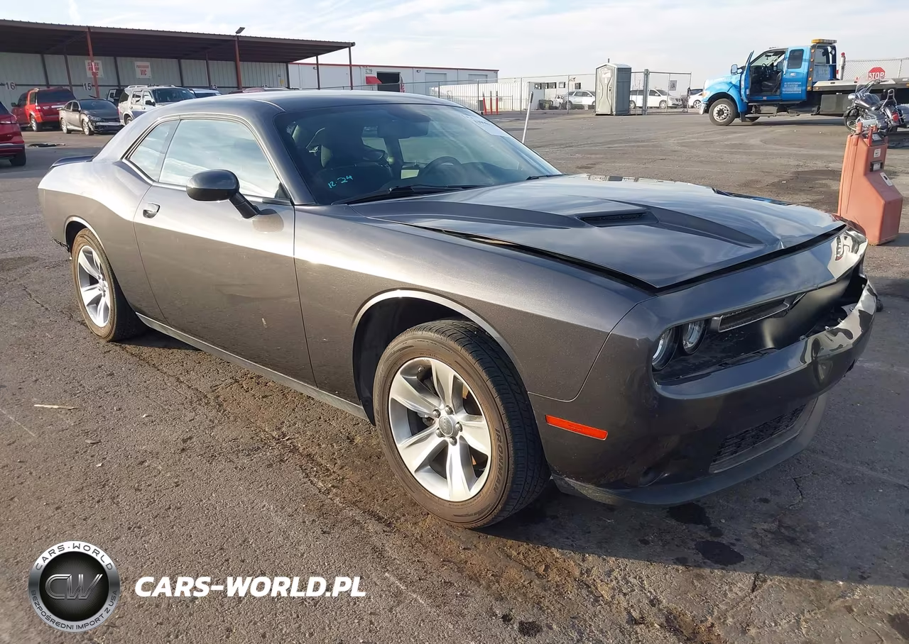 2022 Dodge Challenger Sxt