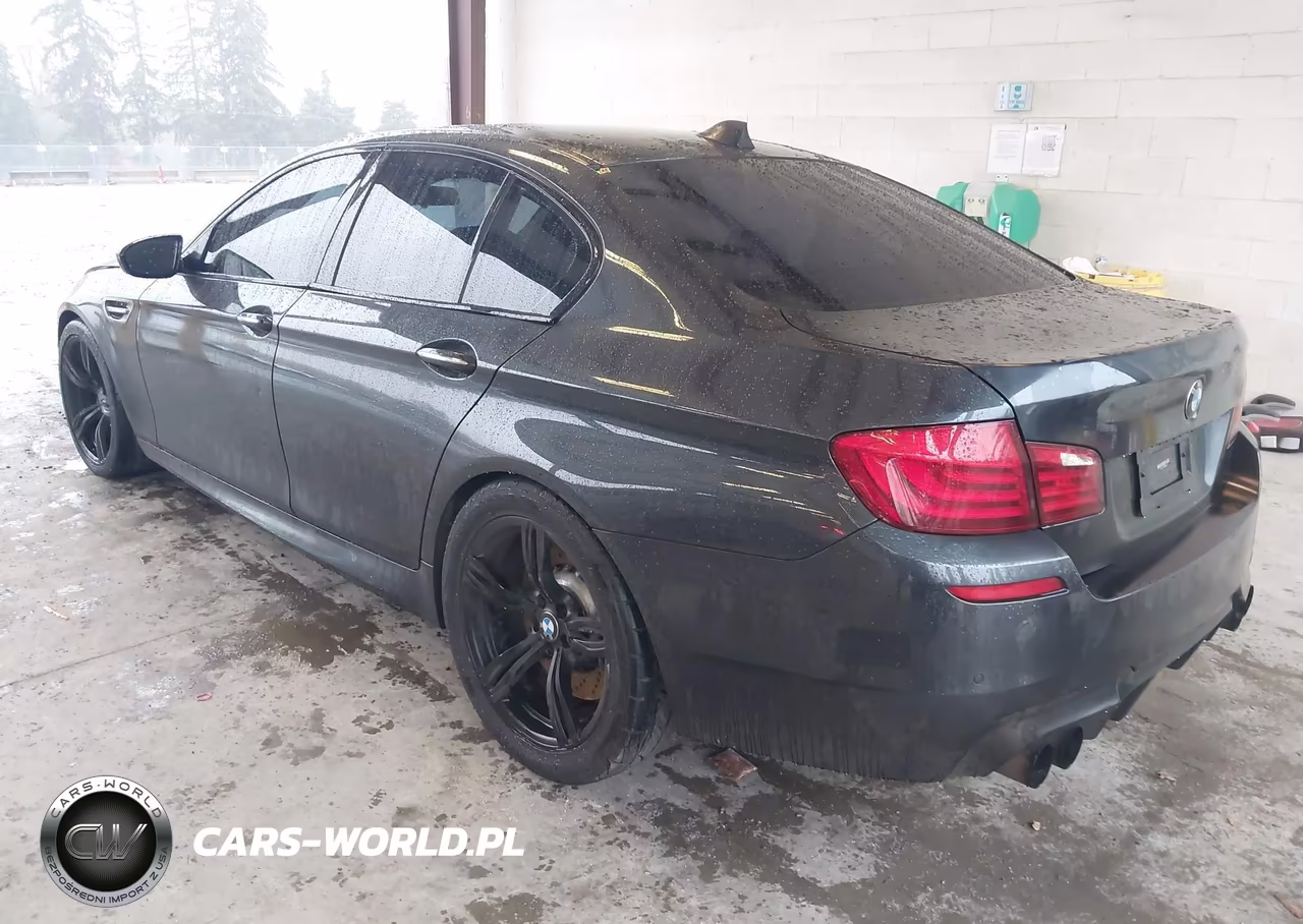 2013 BMW M5 VIN:WBSFV9C51DD096381 - 3