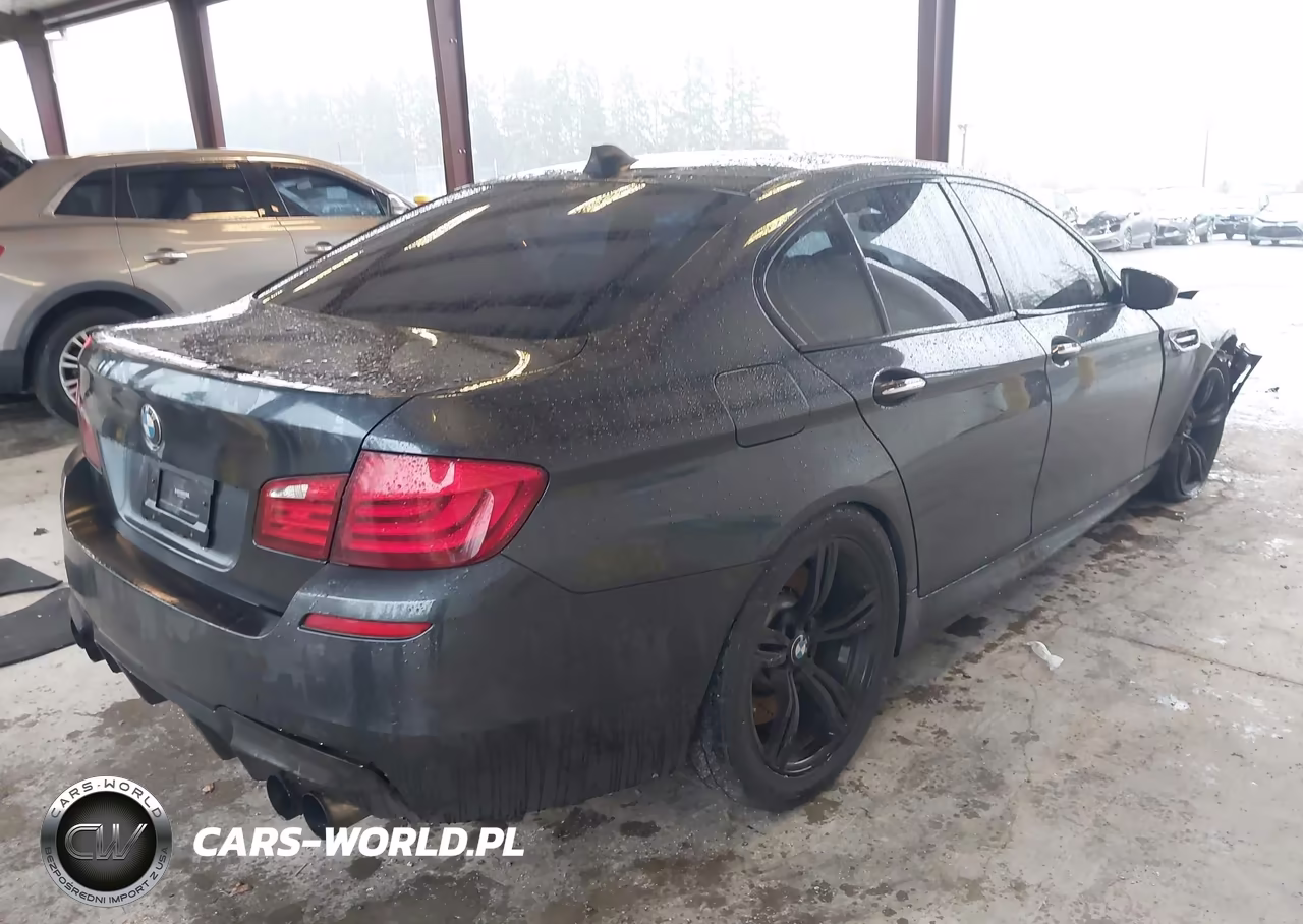 2013 BMW M5 VIN:WBSFV9C51DD096381 - 4