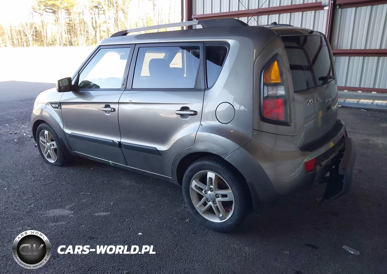 2011 Kia Soul !-+-Sport VIN:KNDJT2A24B7342584 - 3