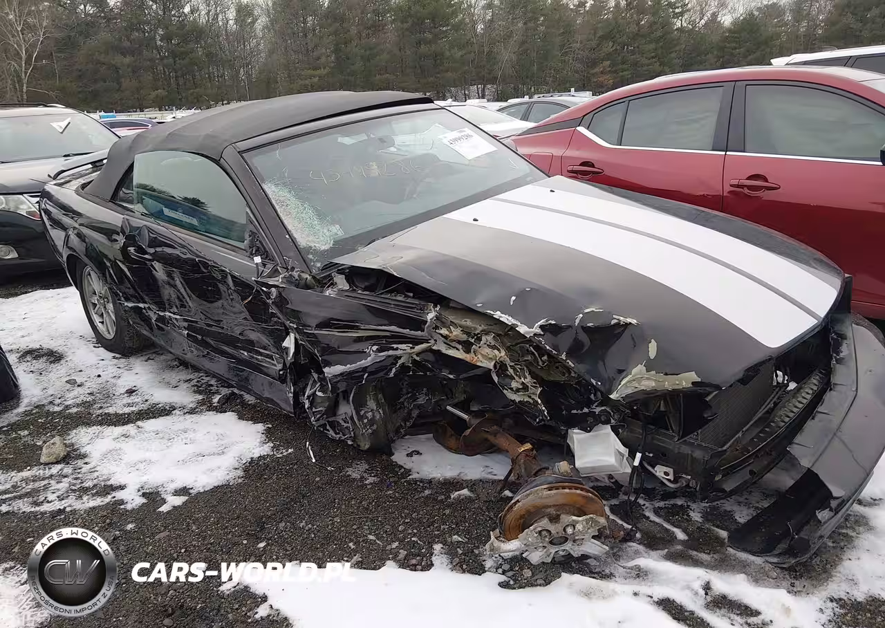 2006 Ford Mustang V6