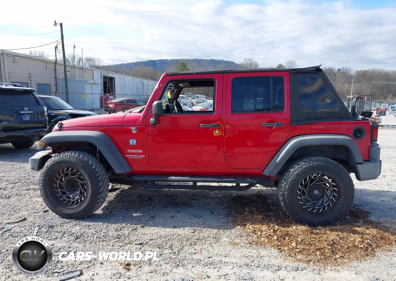 2010 Jeep Wrangler Unlimited Sport VIN:1J4BA3H11AL101448 - 15