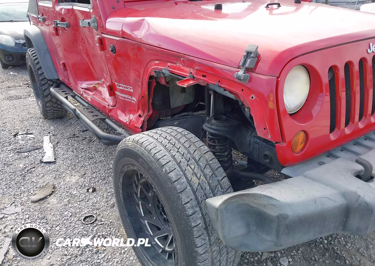 2010 Jeep Wrangler Unlimited Sport VIN:1J4BA3H11AL101448 - 6
