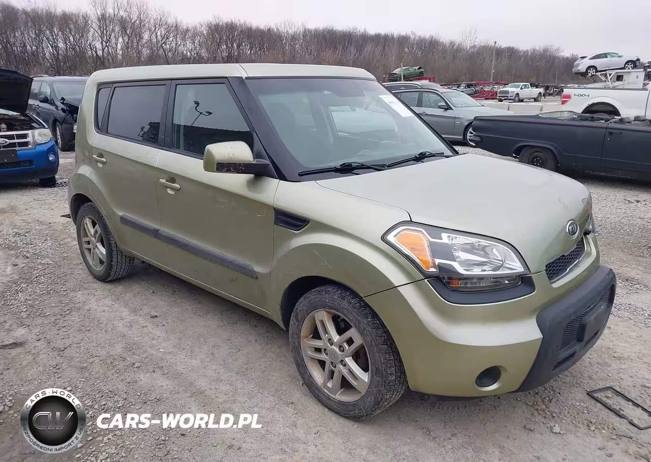 2011 Kia Soul +