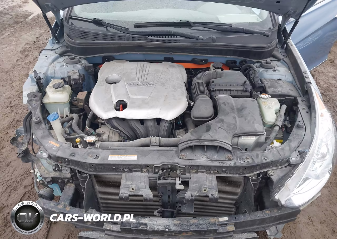 2015 Hyundai Sonata Hybrid VIN:KMHEC4A49FA126961 - 10