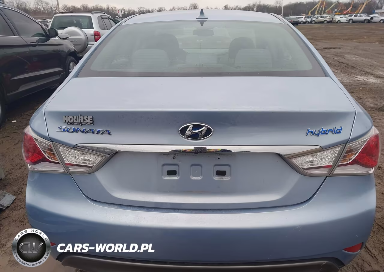 2015 Hyundai Sonata Hybrid VIN:KMHEC4A49FA126961 - 17