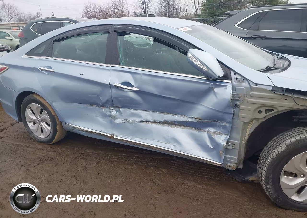 2015 Hyundai Sonata Hybrid VIN:KMHEC4A49FA126961 - 20