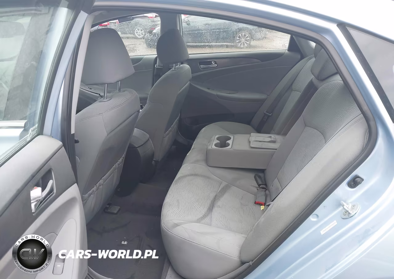 2015 Hyundai Sonata Hybrid VIN:KMHEC4A49FA126961 - 8