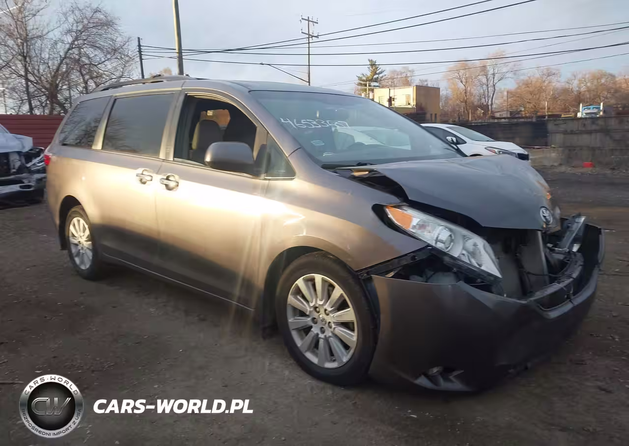 2016 Toyota Sienna Xle 7 Passenger