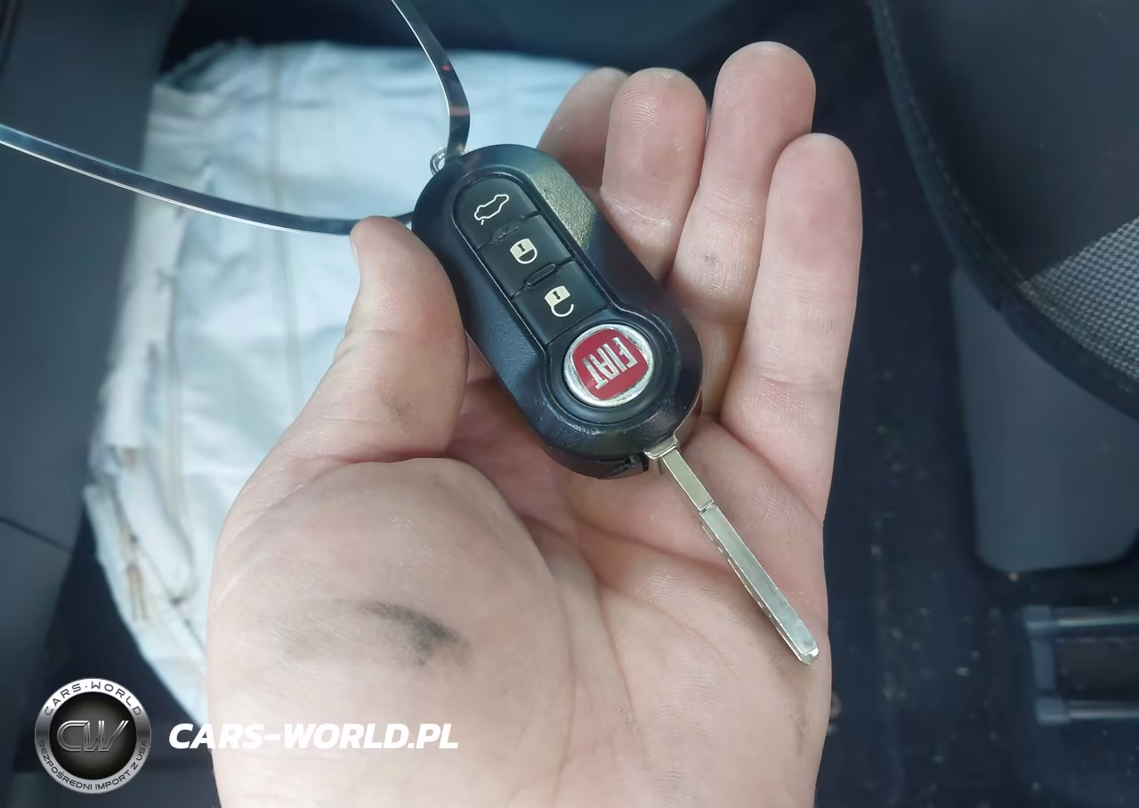 2017 Fiat 500L Pop VIN:ZFBCFAAH2HZ039768 - 11