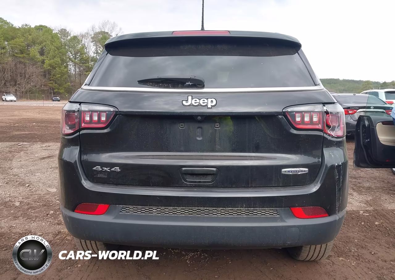 2022 Jeep Compass Latitude 4X4 VIN:3C4NJDBB5NT234086 - 17