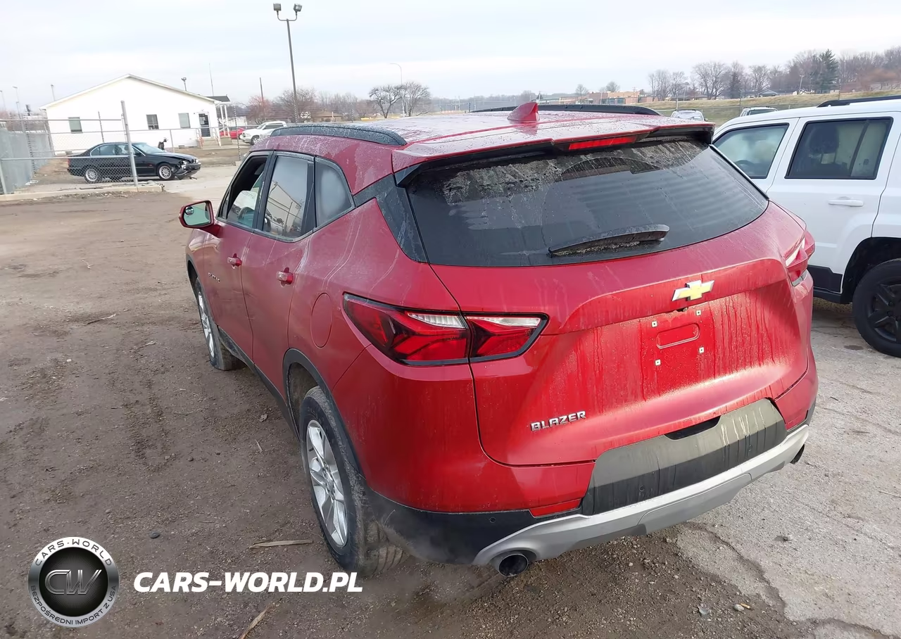 2019 Chevrolet Blazer VIN:3GNKBBRA4KS591432 - 3