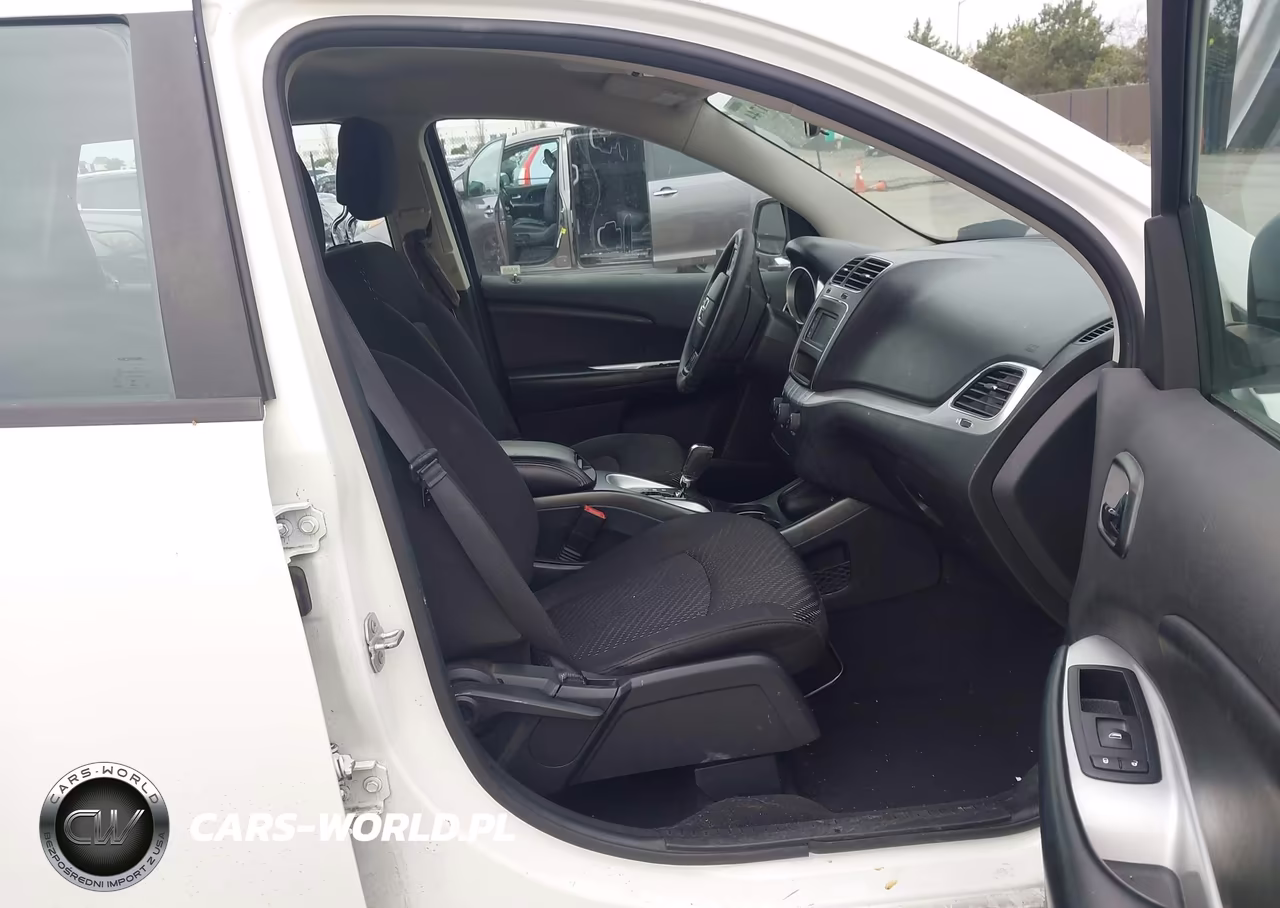 2015 Dodge Journey American Value Pkg VIN:3C4PDCAB0FT654304 - 5