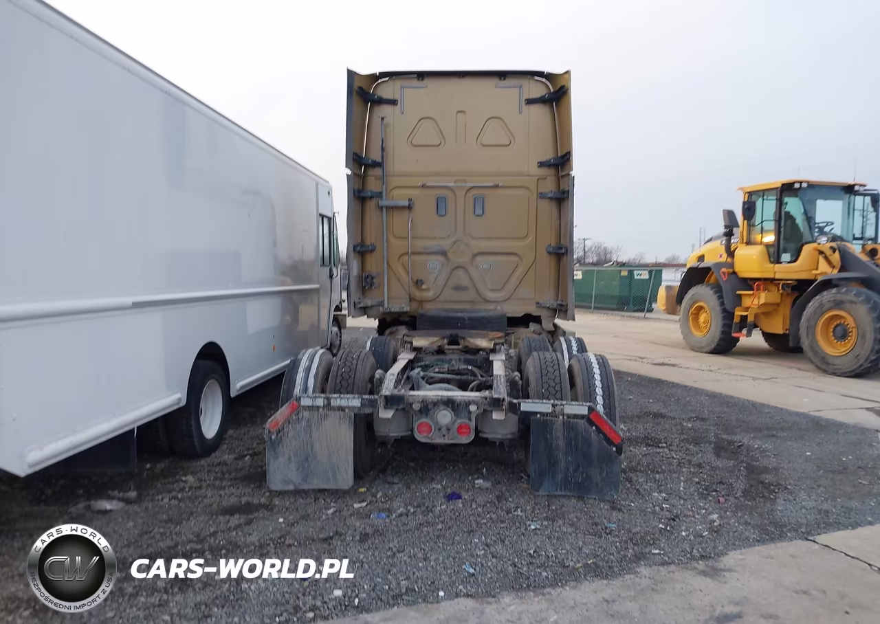 2017 Freightliner Cascadia 125 VIN:3AKJGLDR2HSHV1055 - 18