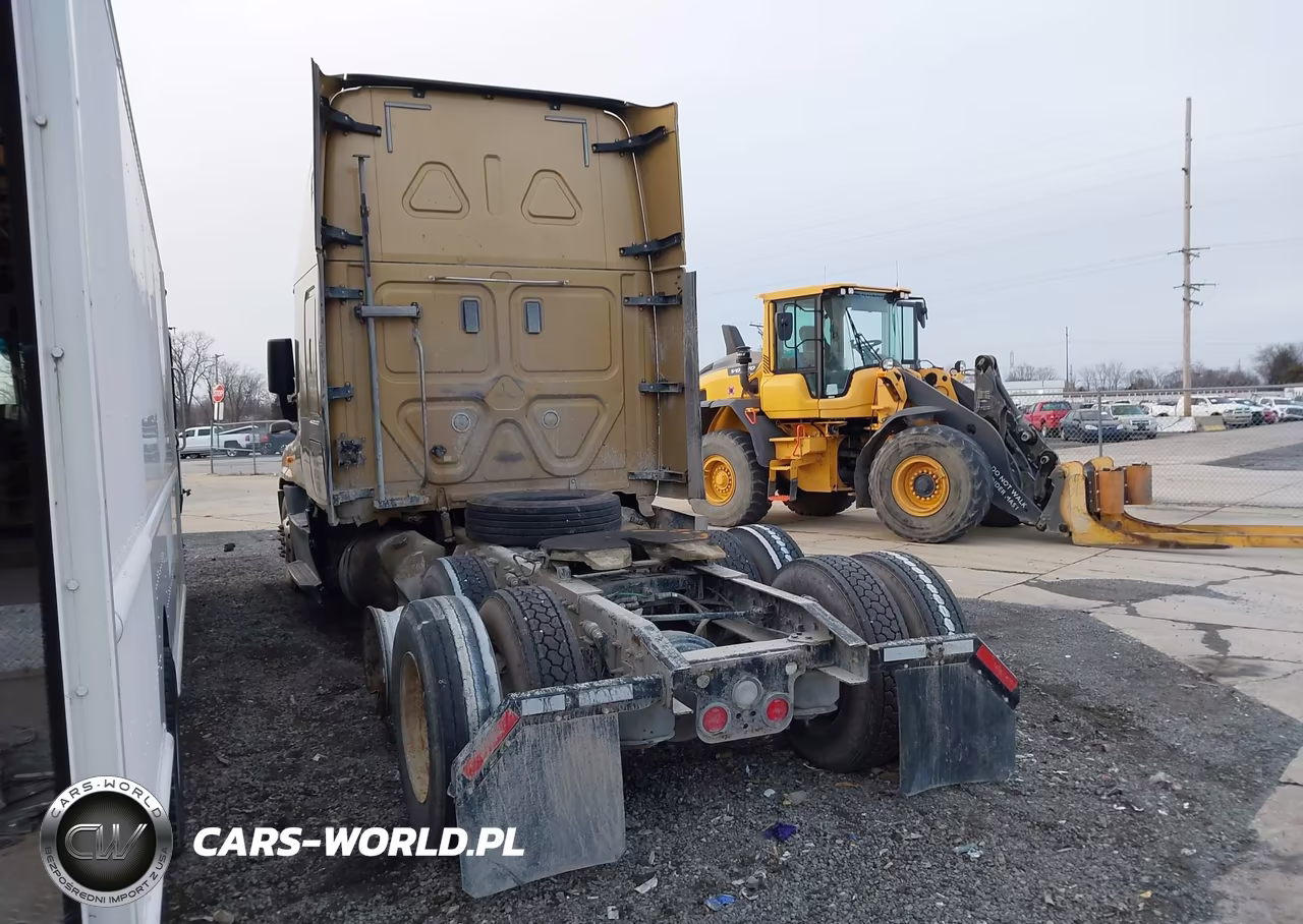 2017 Freightliner Cascadia 125 VIN:3AKJGLDR2HSHV1055 - 3