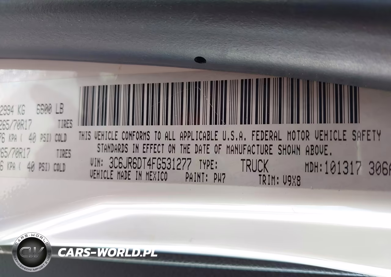 2015 Ram 1500 Tradesman VIN:3C6JR6DT4FG531277 - 9