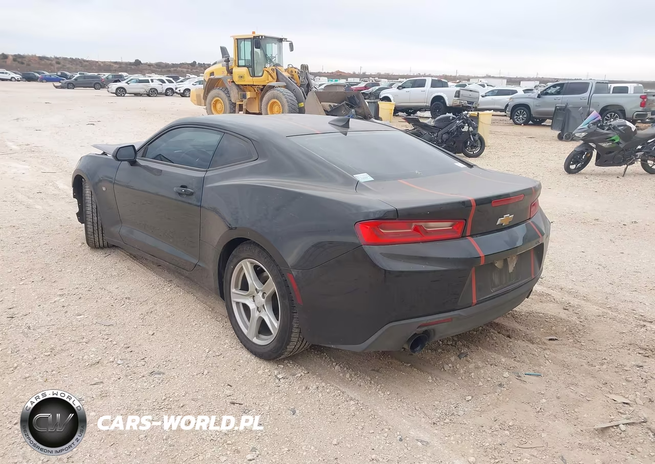 2017 Chevrolet Camaro 1Lt VIN:1G1FB1RX2H0132661 - 3