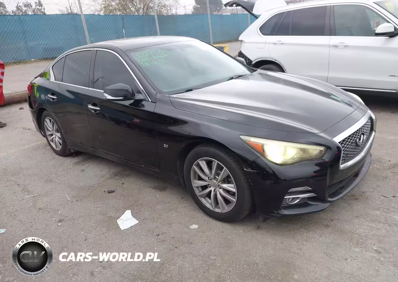 2015 Infiniti Q50 Premium