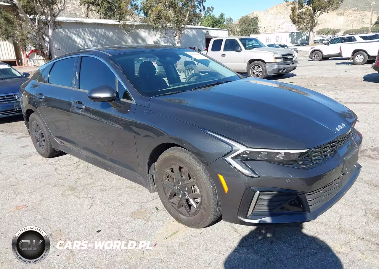2025 Kia K5 Lxs