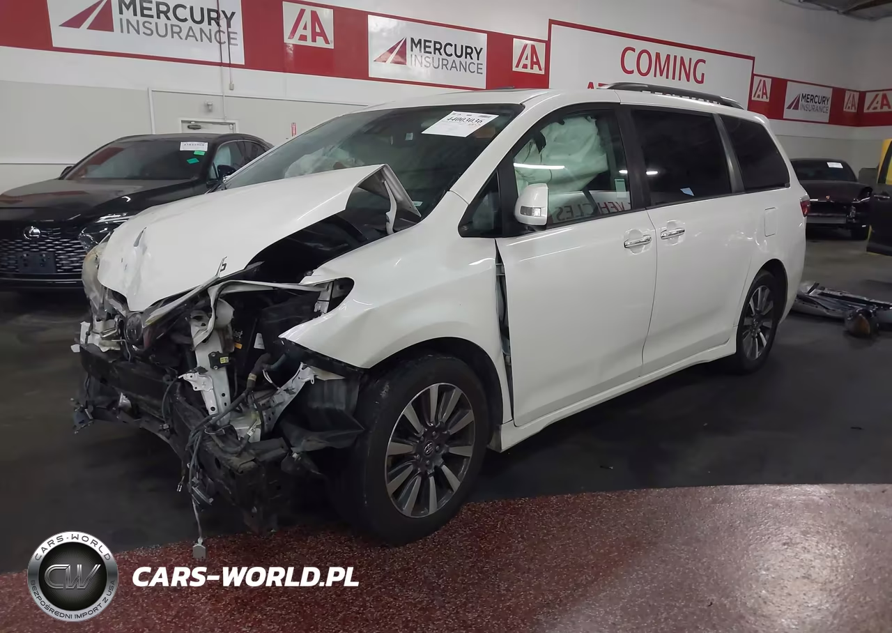 2018 Toyota Sienna Limited Premium 7 Passenger VIN:5TDYZ3DC0JS940165 - 2