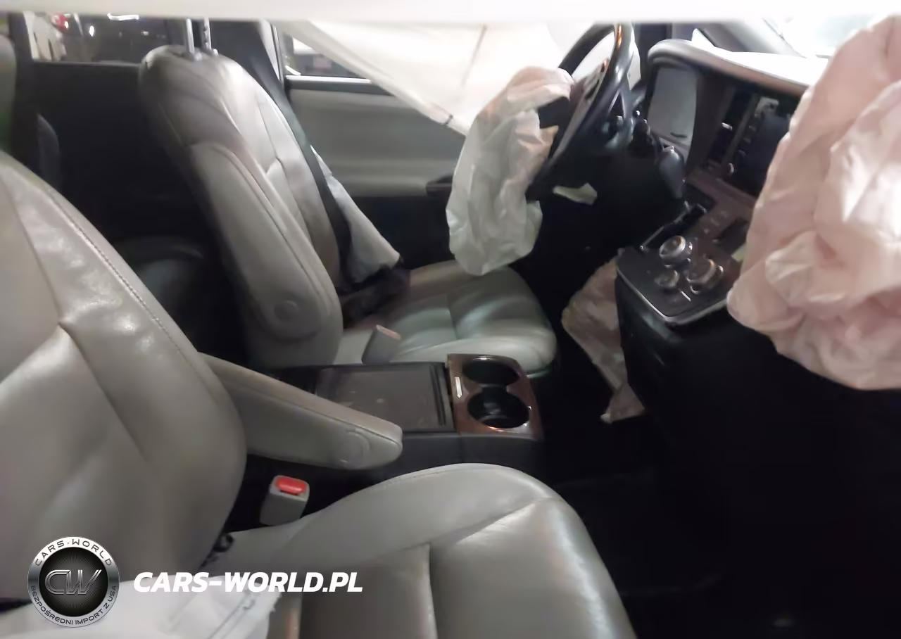 2018 Toyota Sienna Limited Premium 7 Passenger VIN:5TDYZ3DC0JS940165 - 5