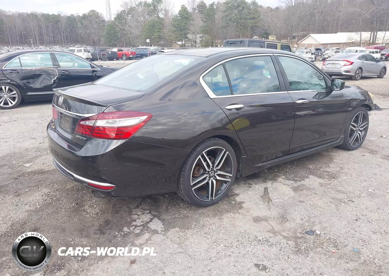2016 Honda Accord Sport VIN:1HGCR2F52GA236267 - 4