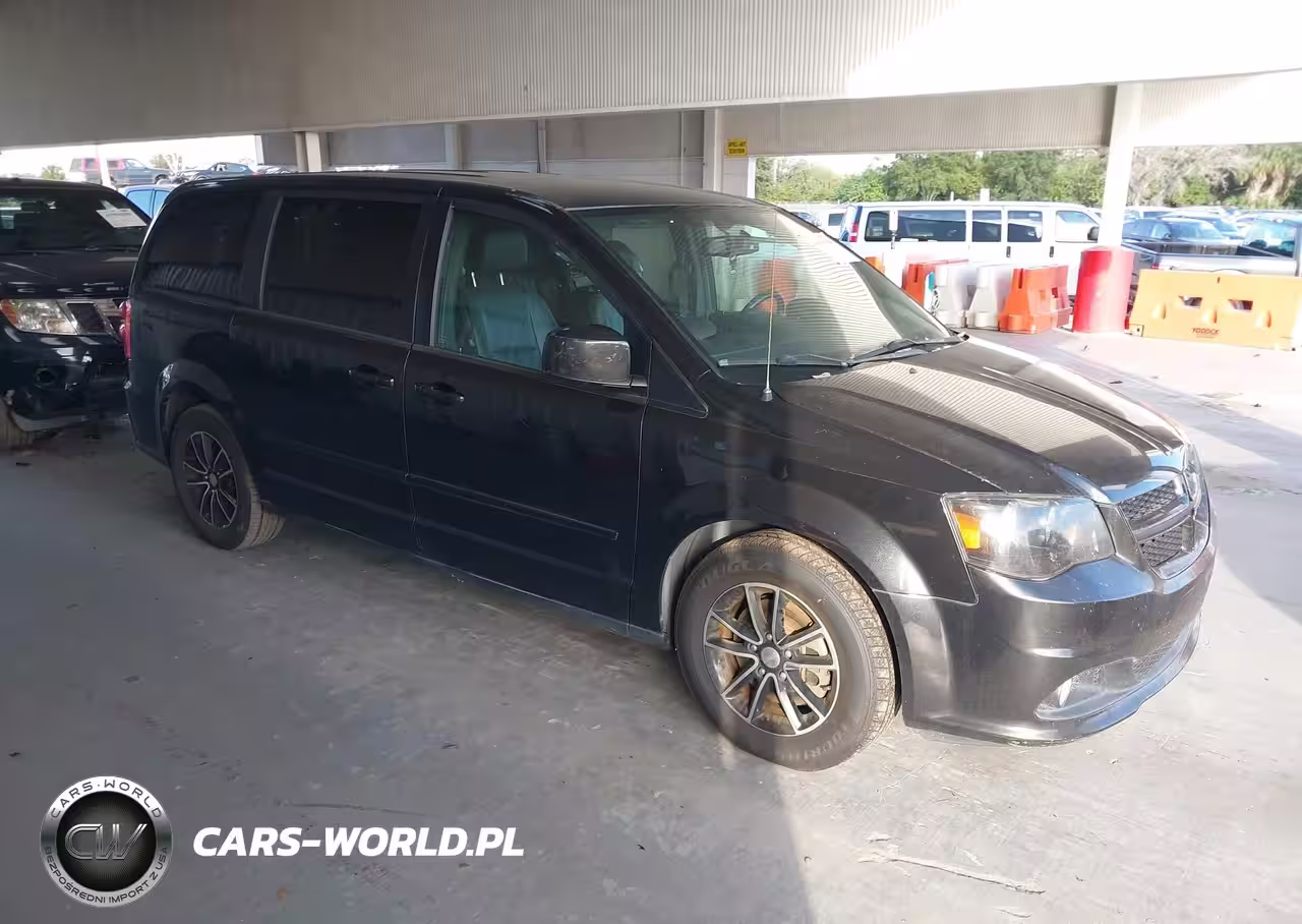 2015 Dodge Grand Caravan R-T