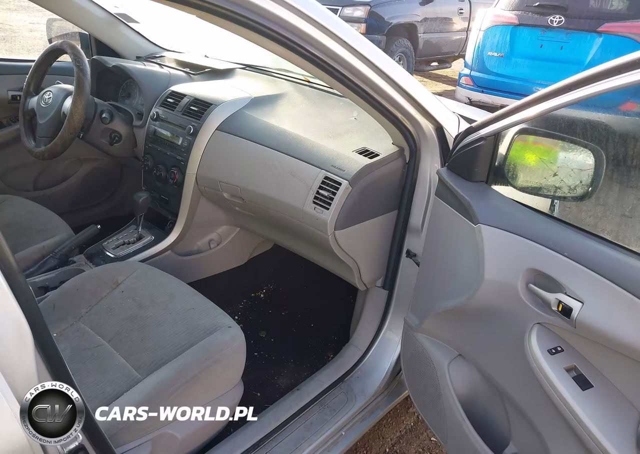 2010 Toyota Corolla Le VIN:2T1BU4EE5AC287917 - 5