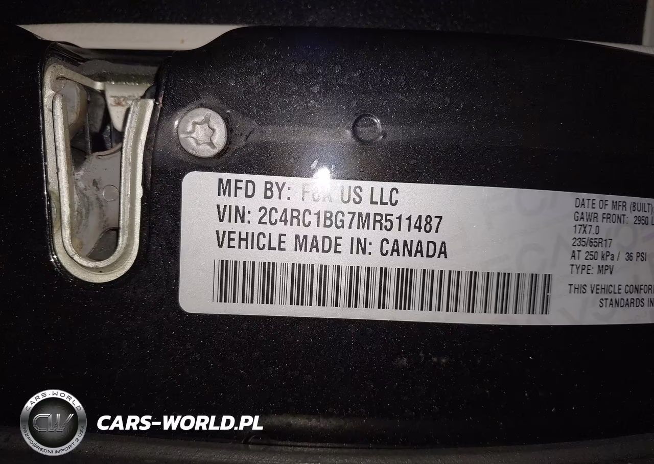 2021 Chrysler Pacifica Touring L VIN:2C4RC1BG7MR511487 - 9