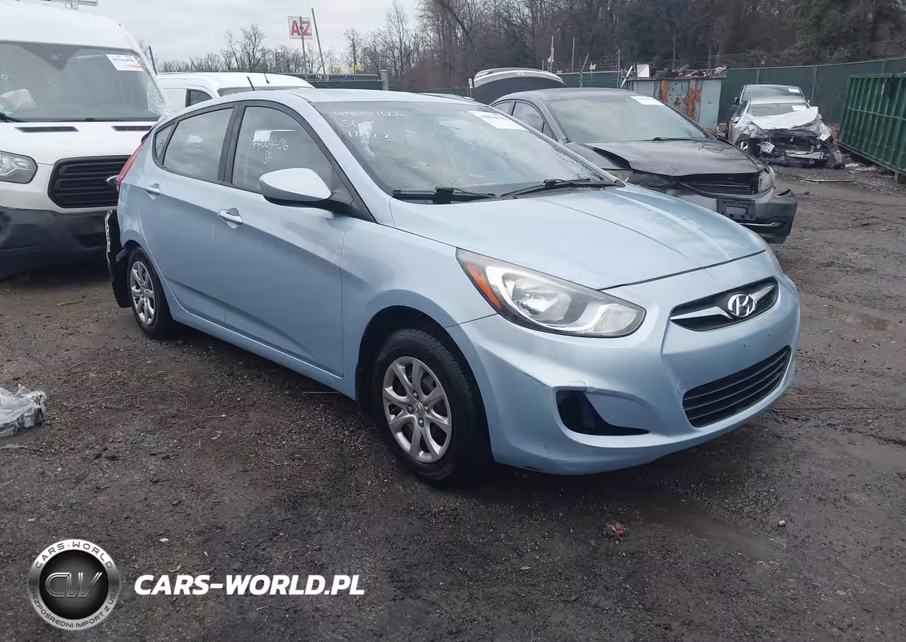 2013 Hyundai Accent Gs