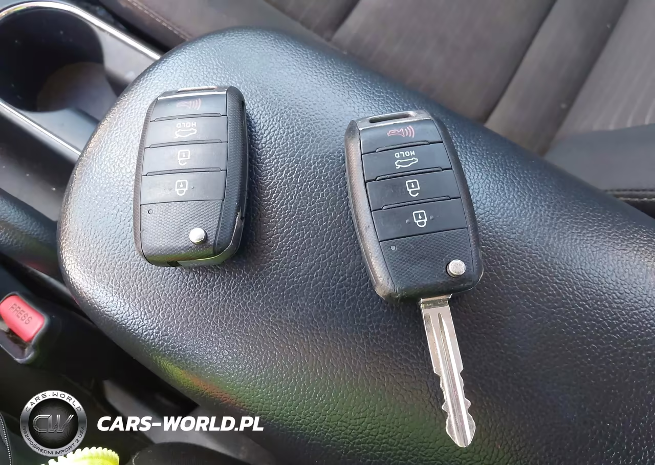 2017 Kia Forte Lx VIN:3KPFK4A7XHE145217 - 11