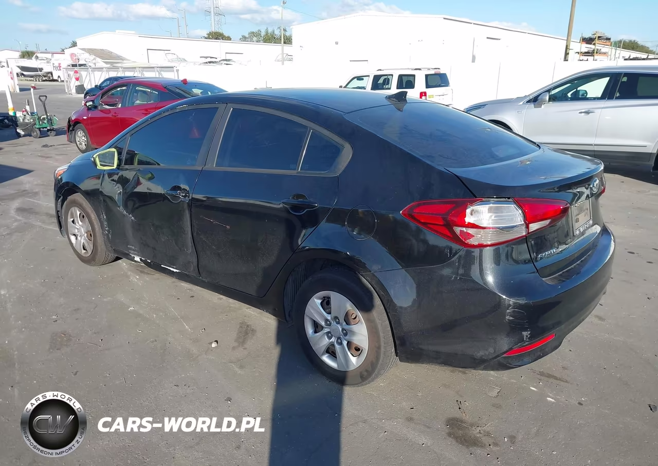 2017 Kia Forte Lx VIN:3KPFK4A7XHE145217 - 3
