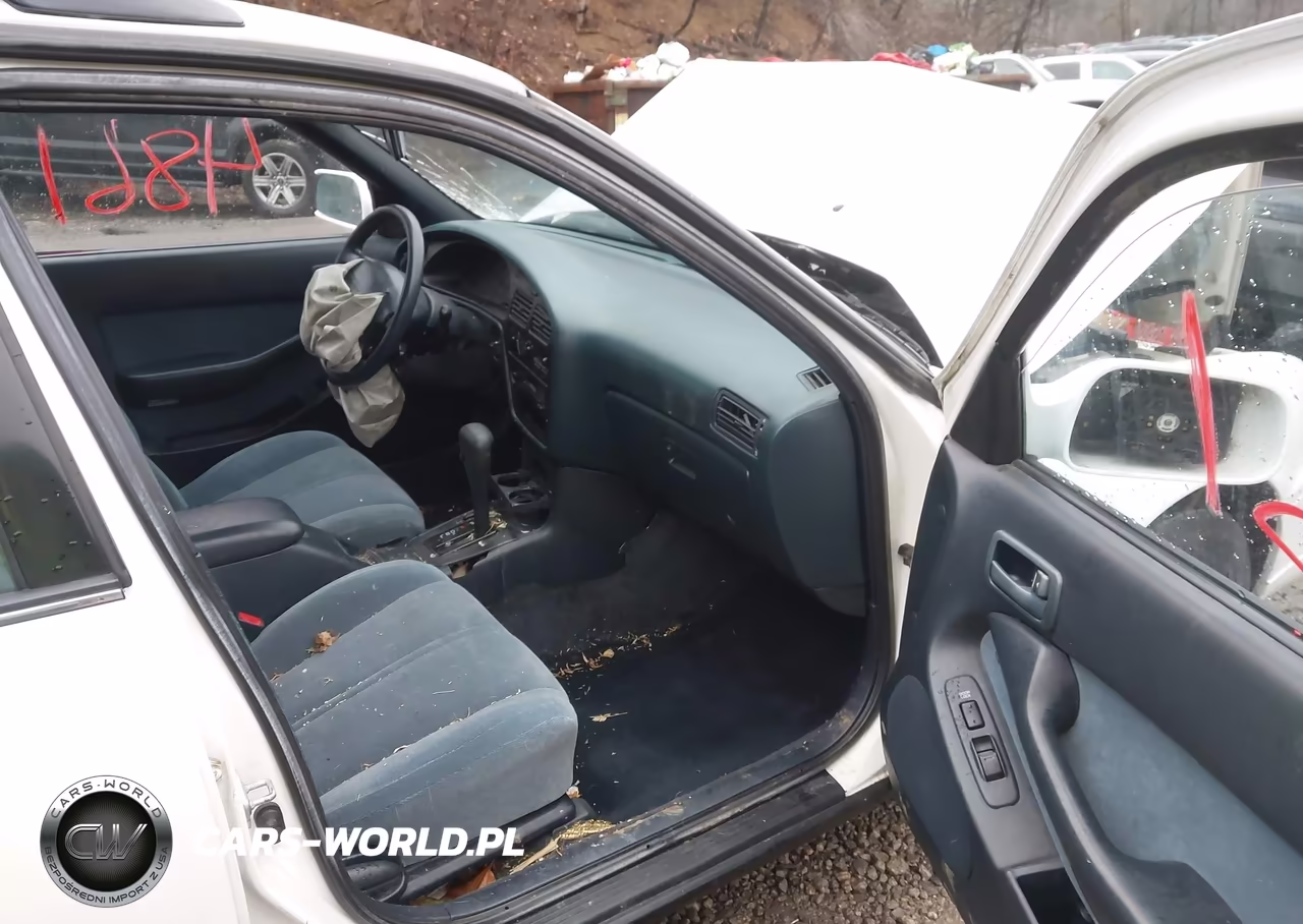 1993 Toyota Camry Le VIN:4T1VK12W0PU053173 - 5