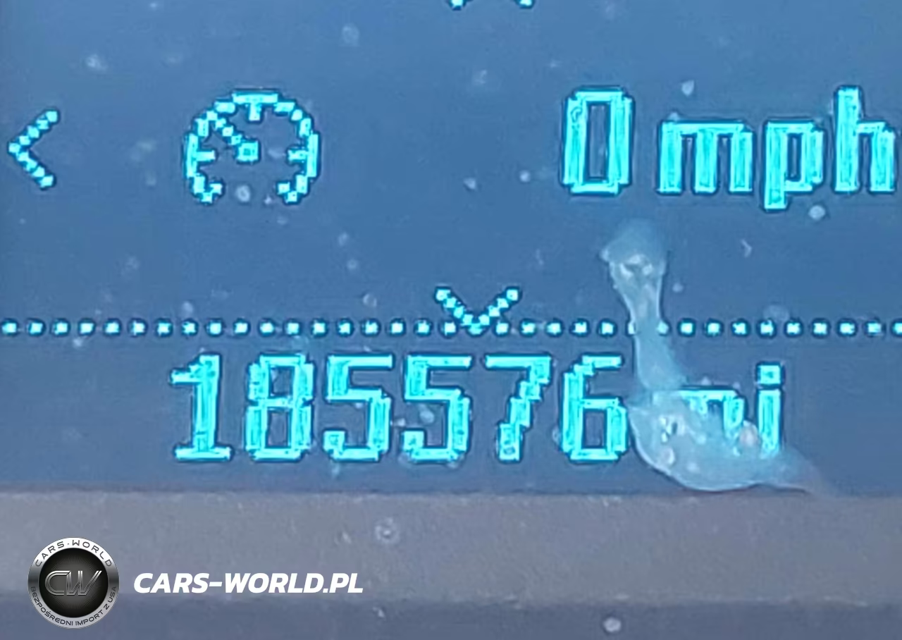 2018 Ford Transit-250 VIN:1FTYR2YM9JKA25397 - 15